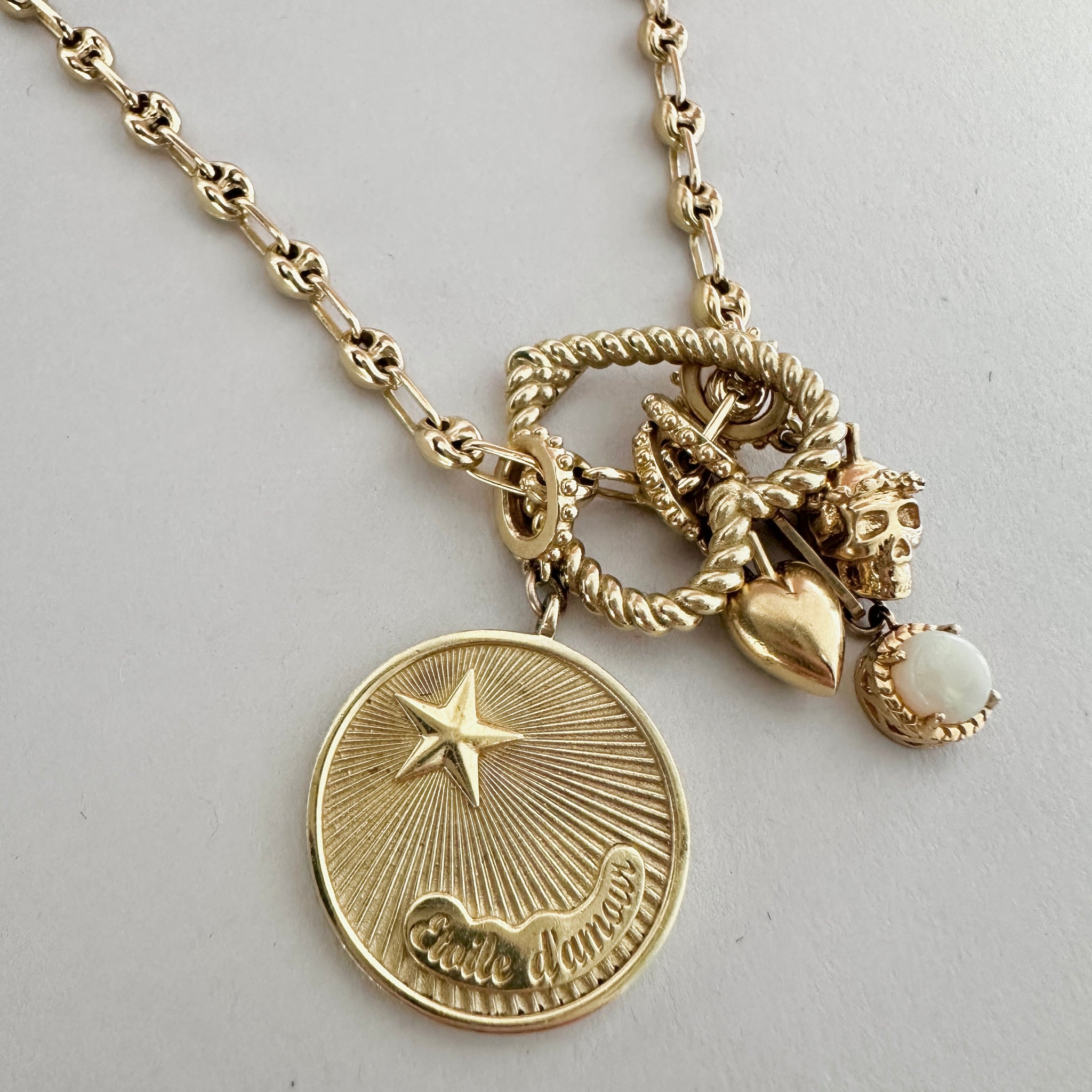 Load image into Gallery viewer, LOVE TOKEN Charm: Etoile D’Amour