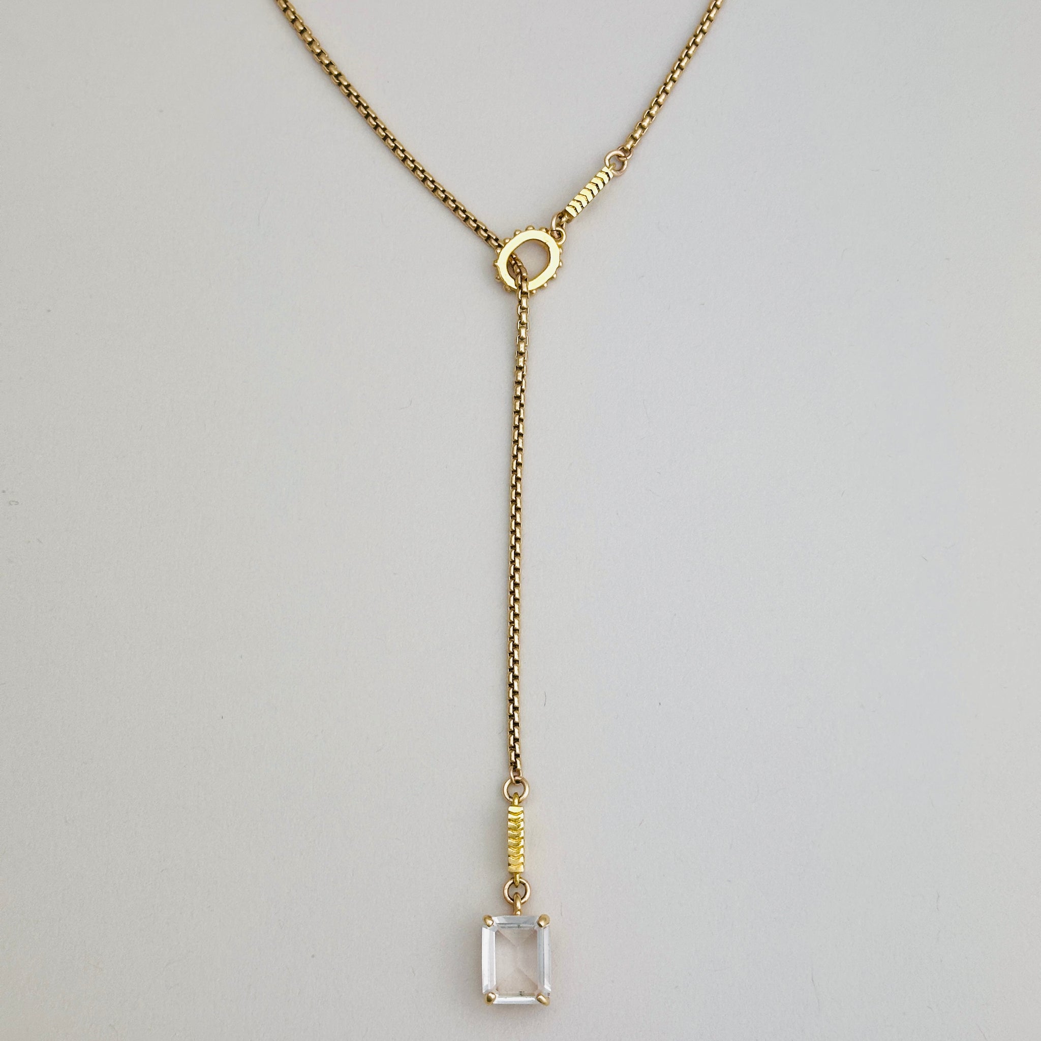 Load image into Gallery viewer, Dewdrop Lariat Necklace