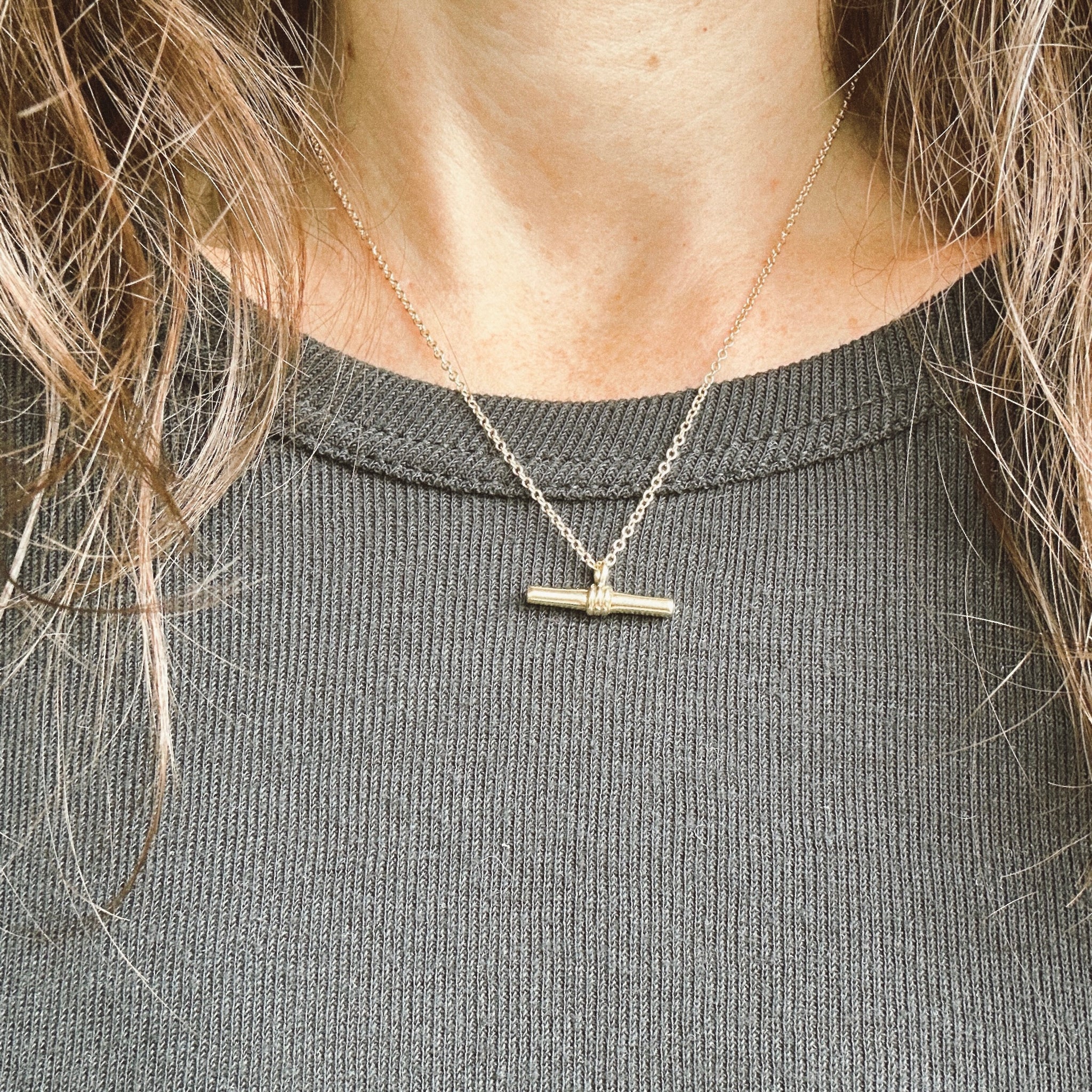 Load image into Gallery viewer, The Mini Bar Necklace