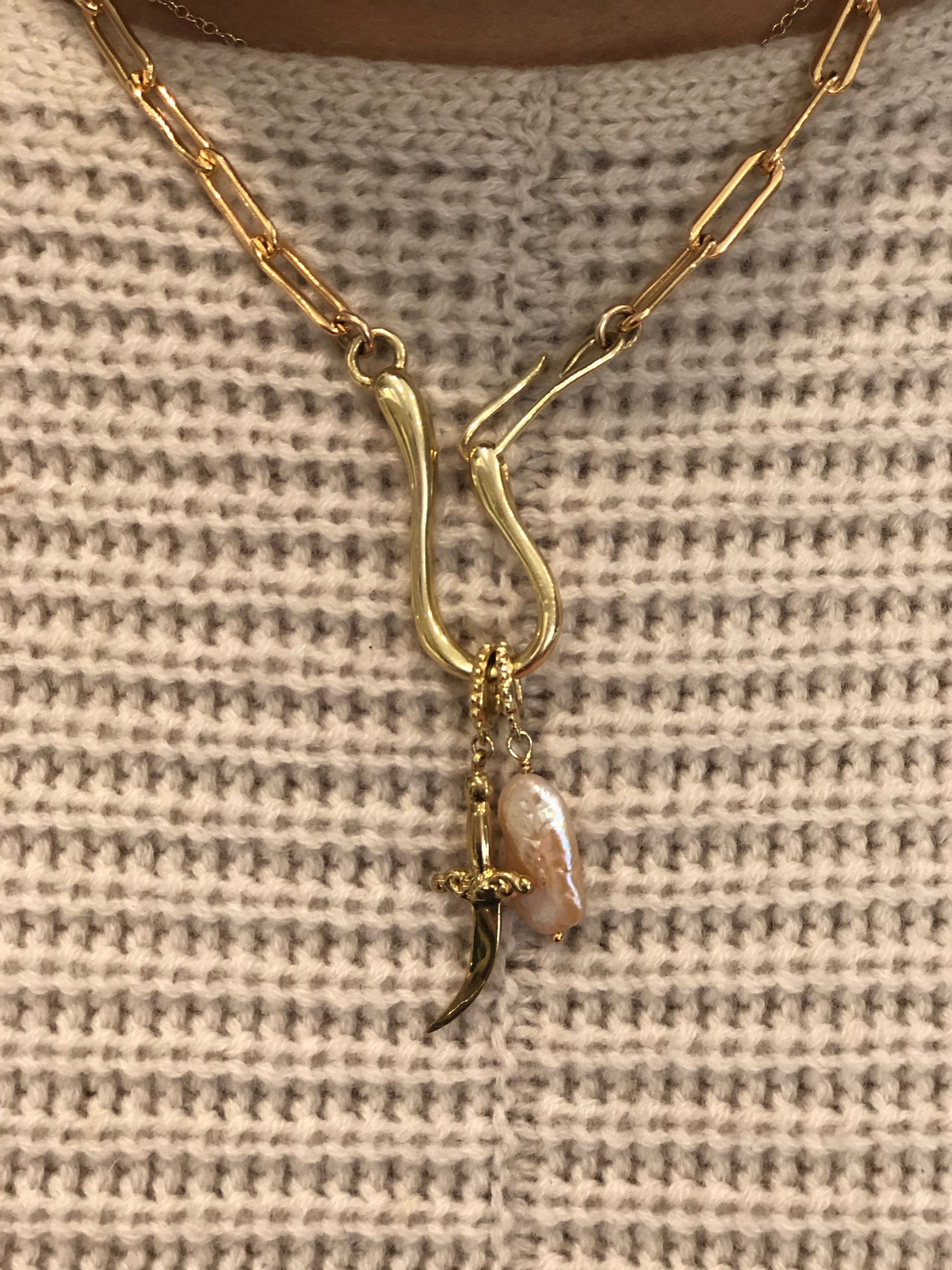 Load image into Gallery viewer, Freshwater Pearl Charm