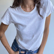Load image into Gallery viewer, Girl wearing Vintage White T Shirt with Gold Hook and Loop Necklace Leilou Chain
